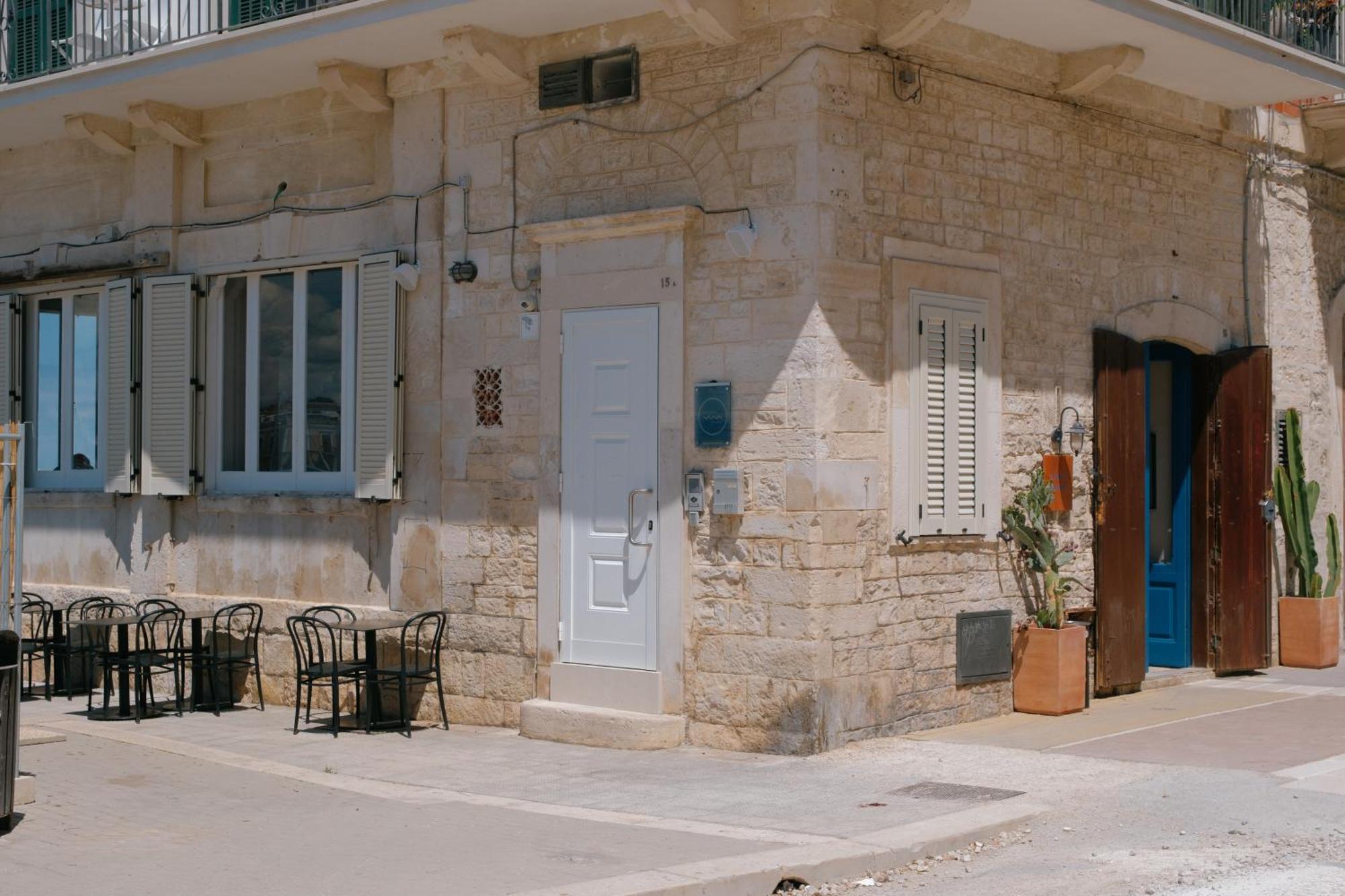 La Finestrella Hotel Бари Екстериор снимка