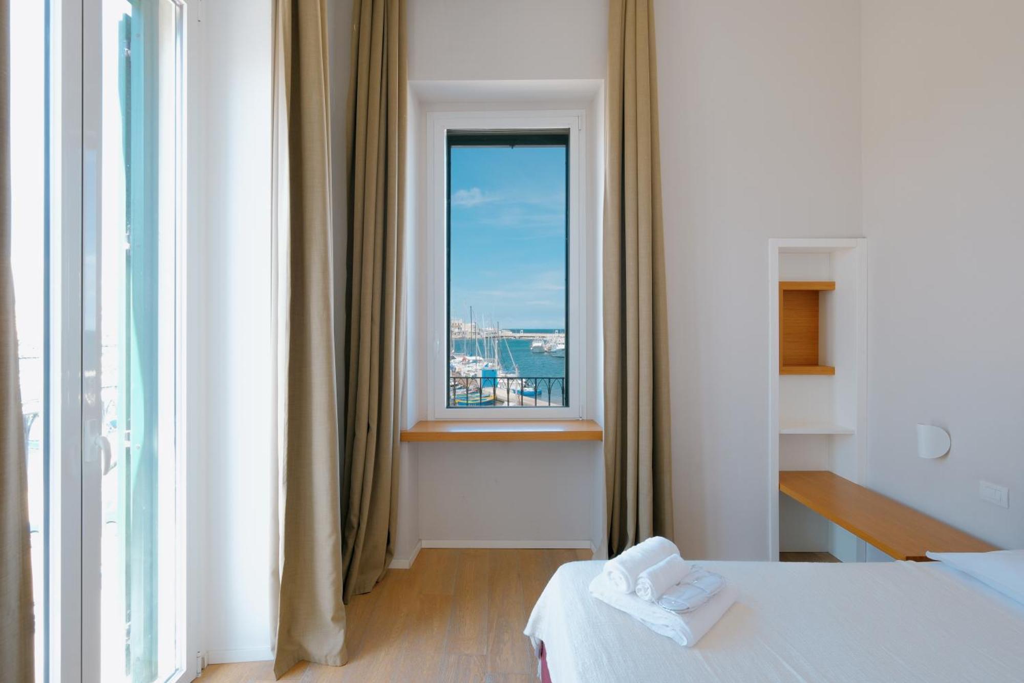 La Finestrella Hotel Бари Екстериор снимка